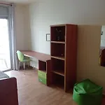 度假居 Triplex *