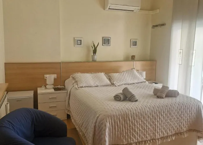 Triplex Дом отдыха Паламос